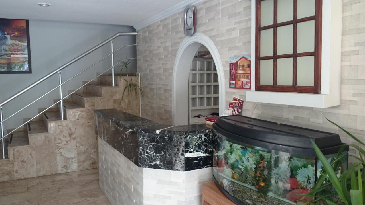 אנטליה Tunali Apart Hotel מראה חיצוני תמונה