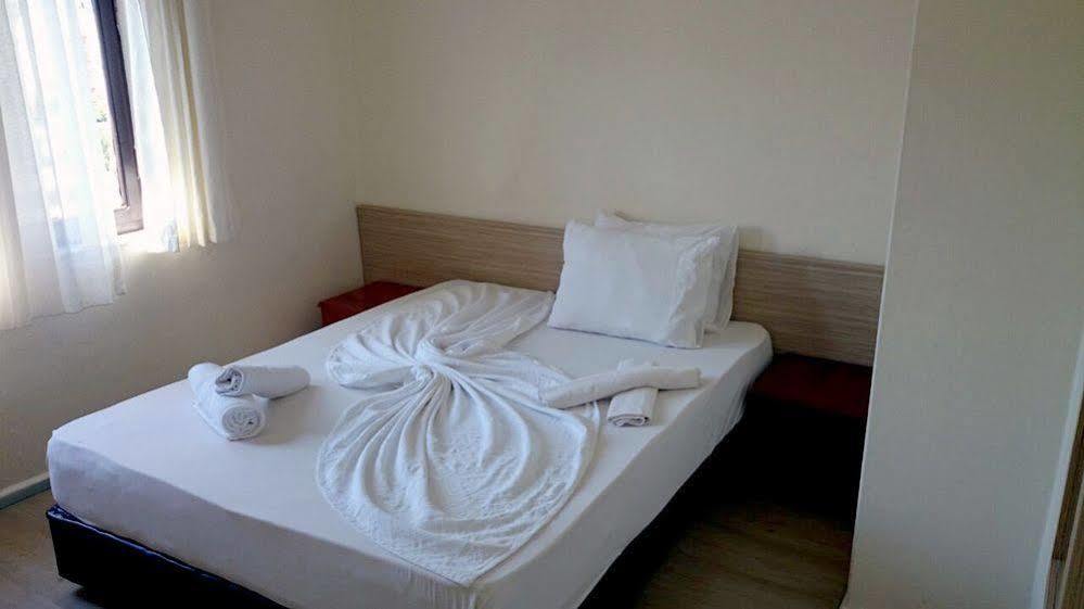 אנטליה Tunali Apart Hotel מראה חיצוני תמונה